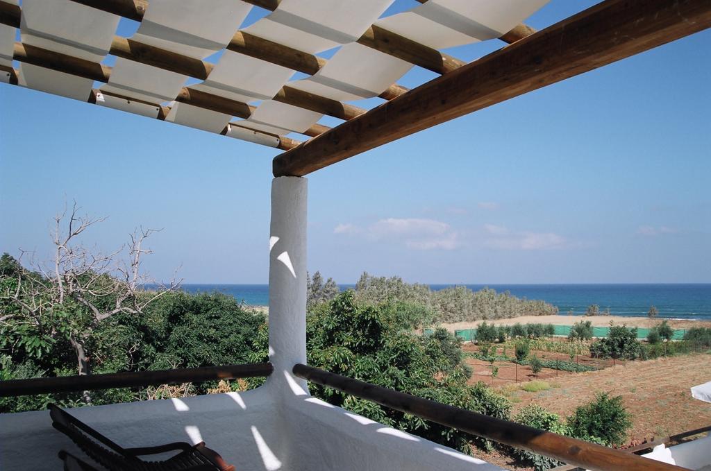 Votsalo Villa Pomos Zimmer foto